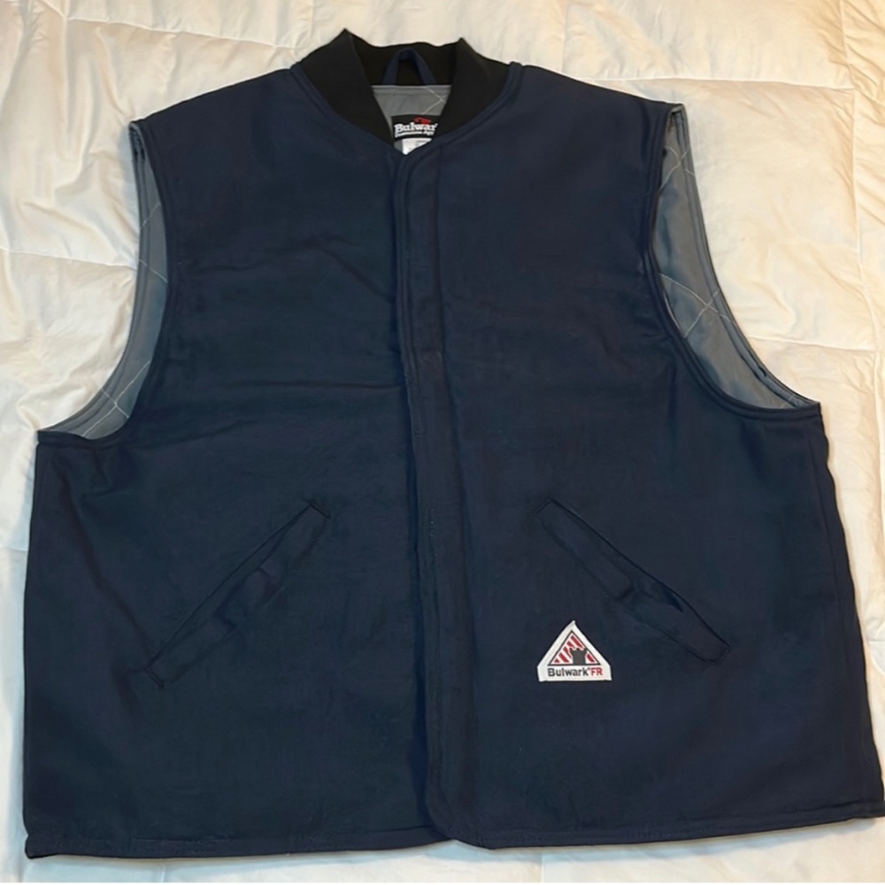 Bulwark XXL flame resistant protective vest